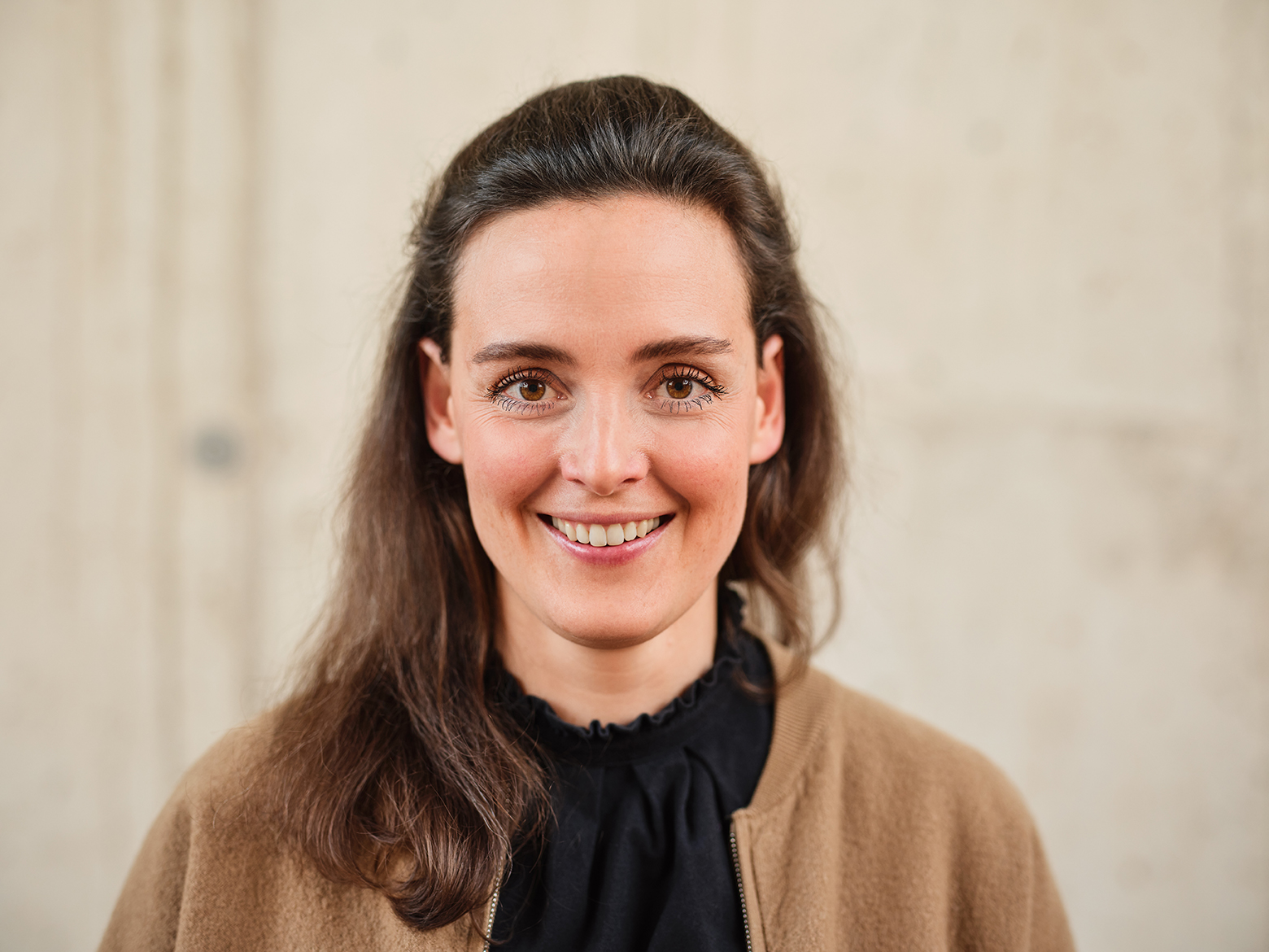 Nike Menzel, UNBOUND MEDIA